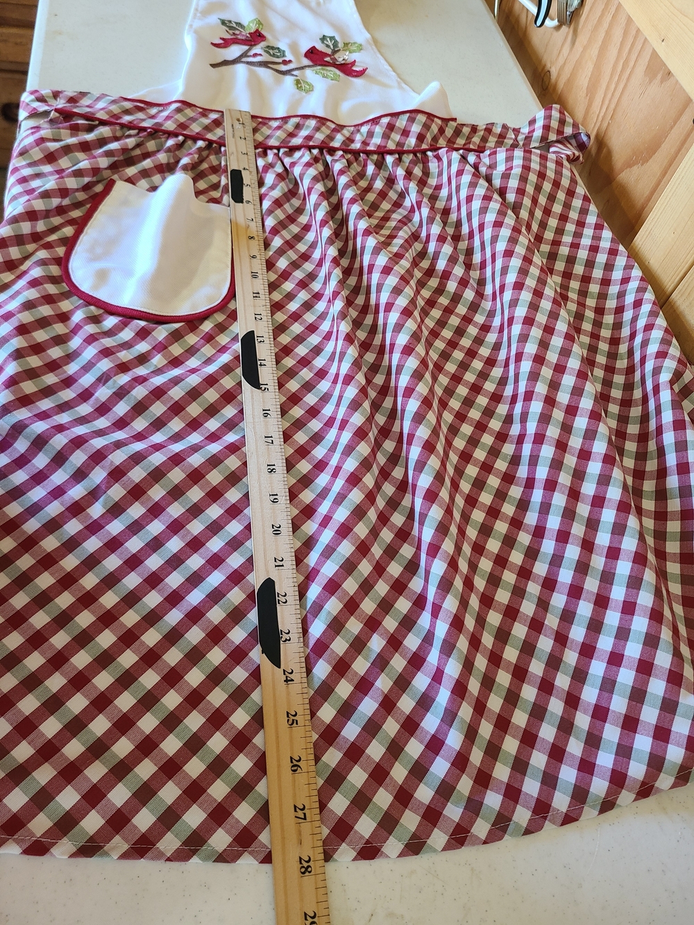 Inspired Treasures Cardinal Gingham Bib Apron Holiday Retro Red Green Plaid - Picture 7 of 8